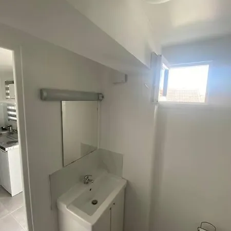 Appartement Tres Bel T2 Pres Aeroport Et Paris